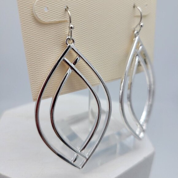 New Directions Silver Tone Drop Dangle Earrings Contemporary Modern New On Card - Picture 3 of 4